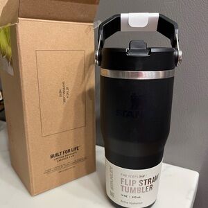 Stanley Black Flip Straw Tumbler 14oz new